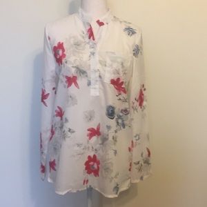 Lightweight Long Sleeved Floral Print Blouse